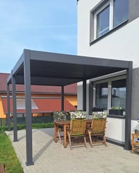 Bioklimatická pergola INTRO NEO 5,3x3 m Rojaplast (foto 9)