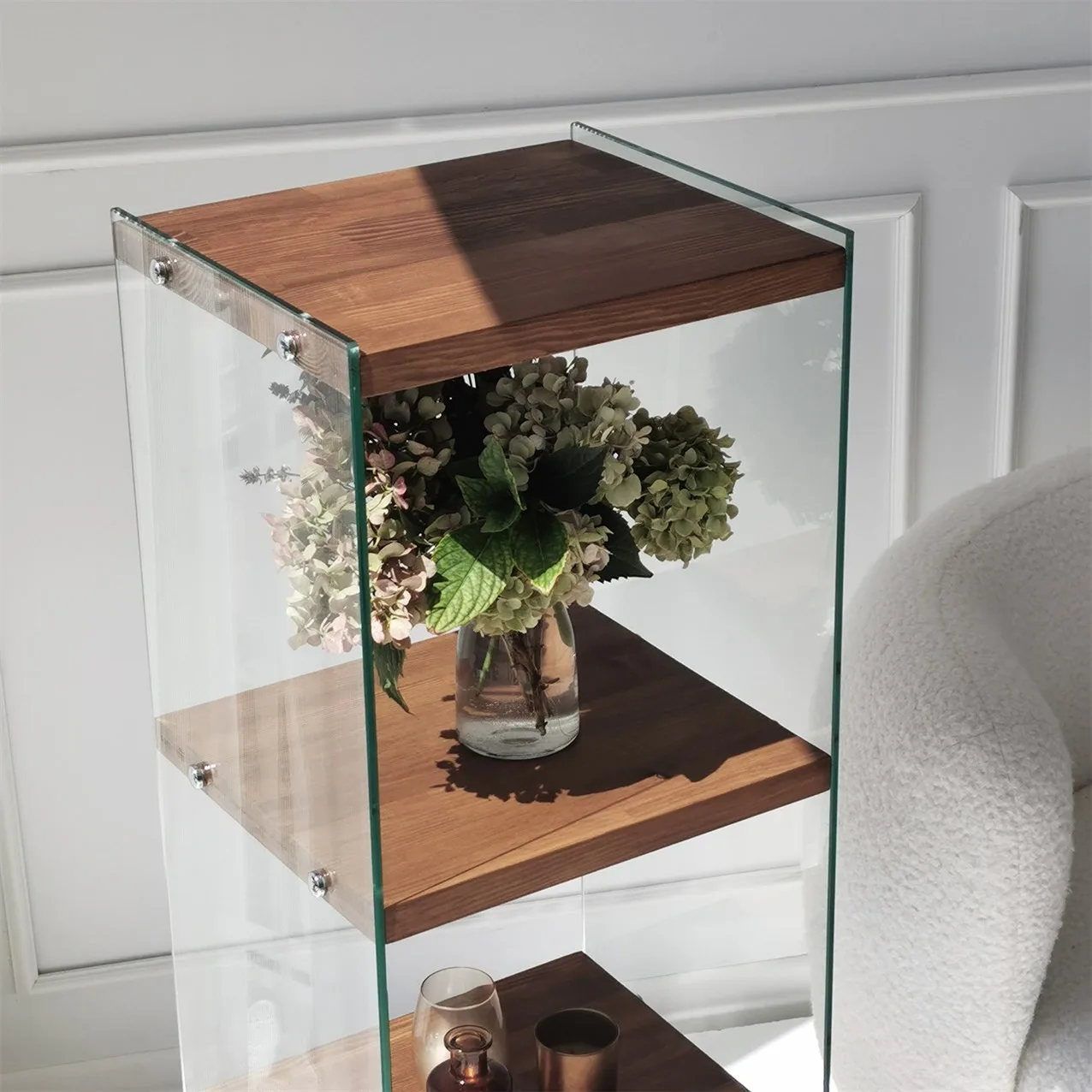 Knihovna AQUA ASIRGROUP (foto 479)