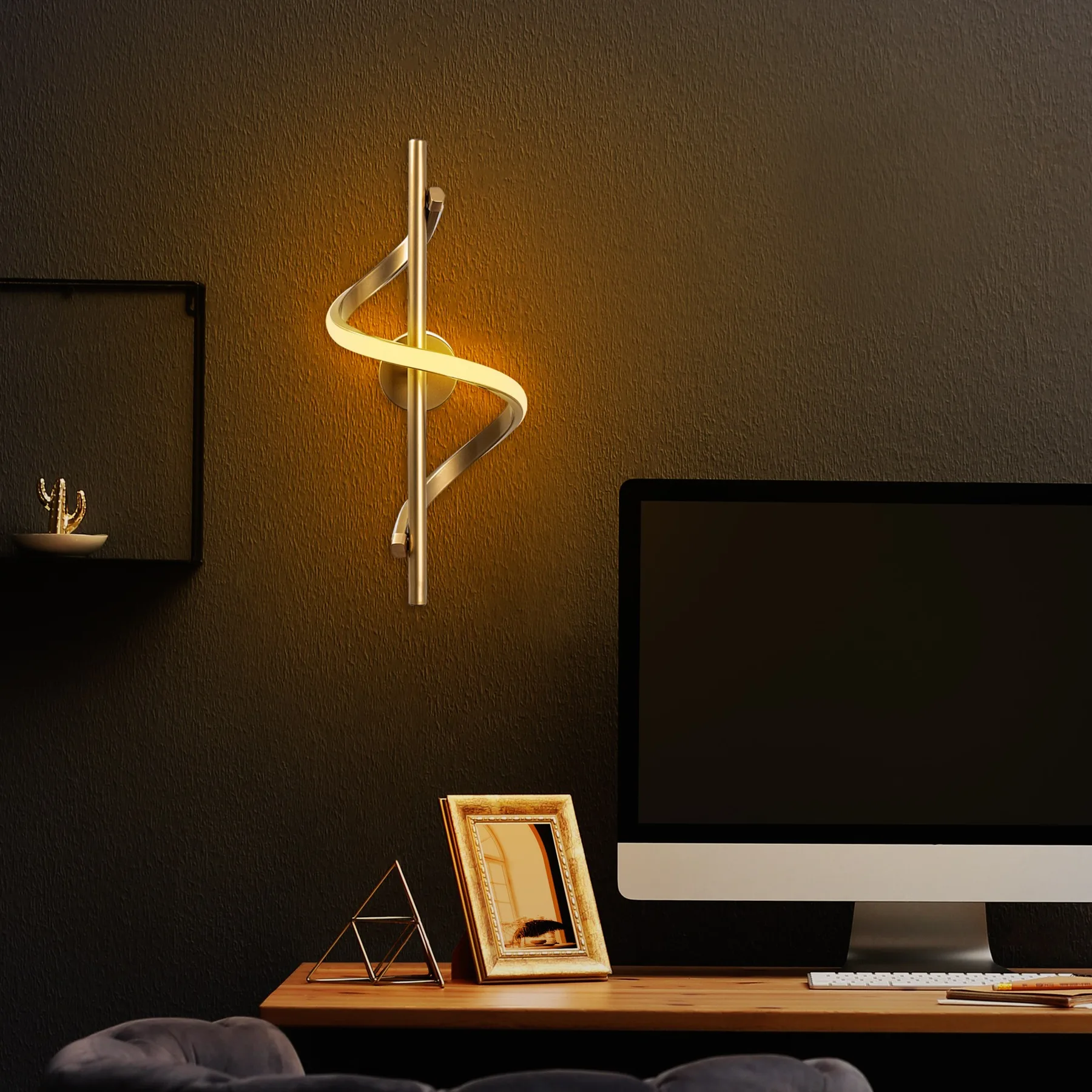 Nástěnná lampa LIKMA ASIRGROUP
