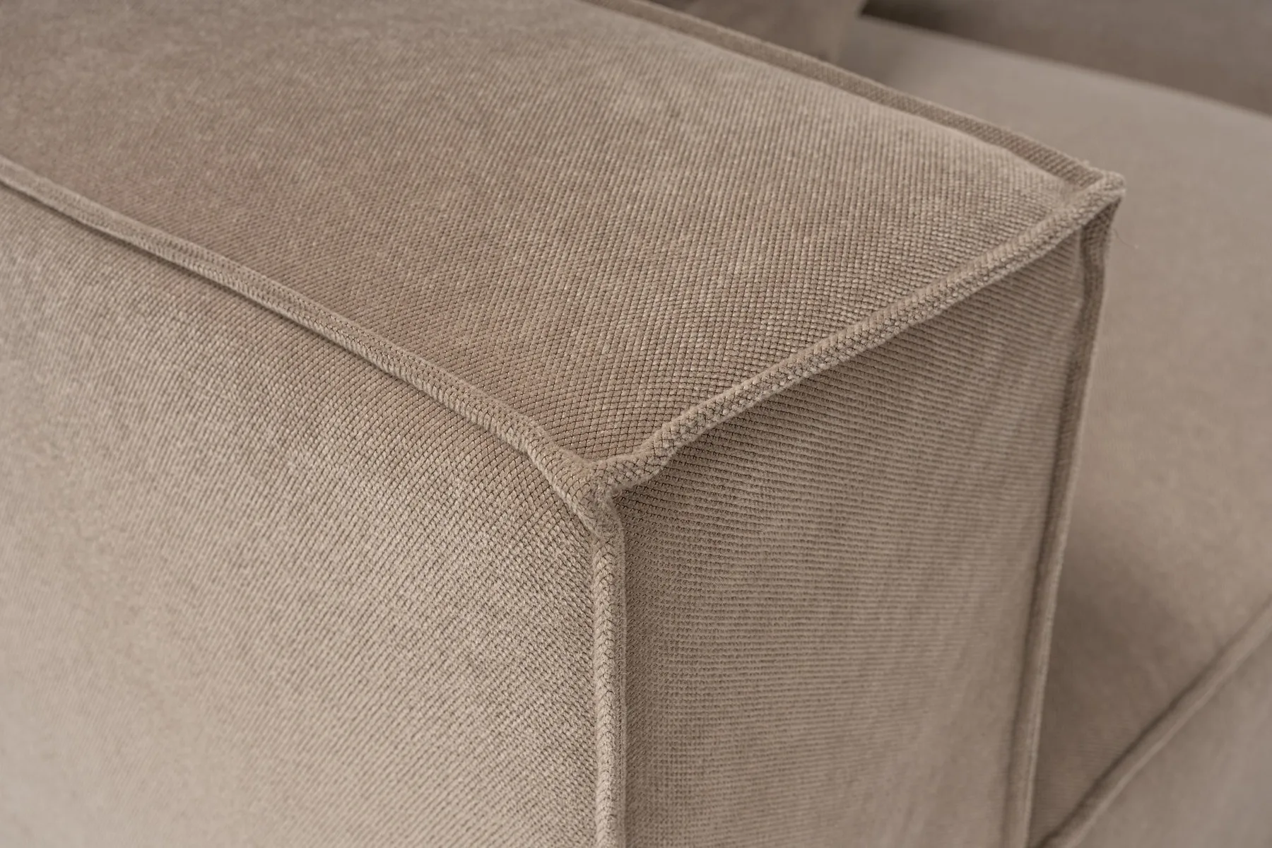 Rohová pohovka SORA (L1-O1-O1-1R-POUFFE ) ASIRGROUP (foto 673)