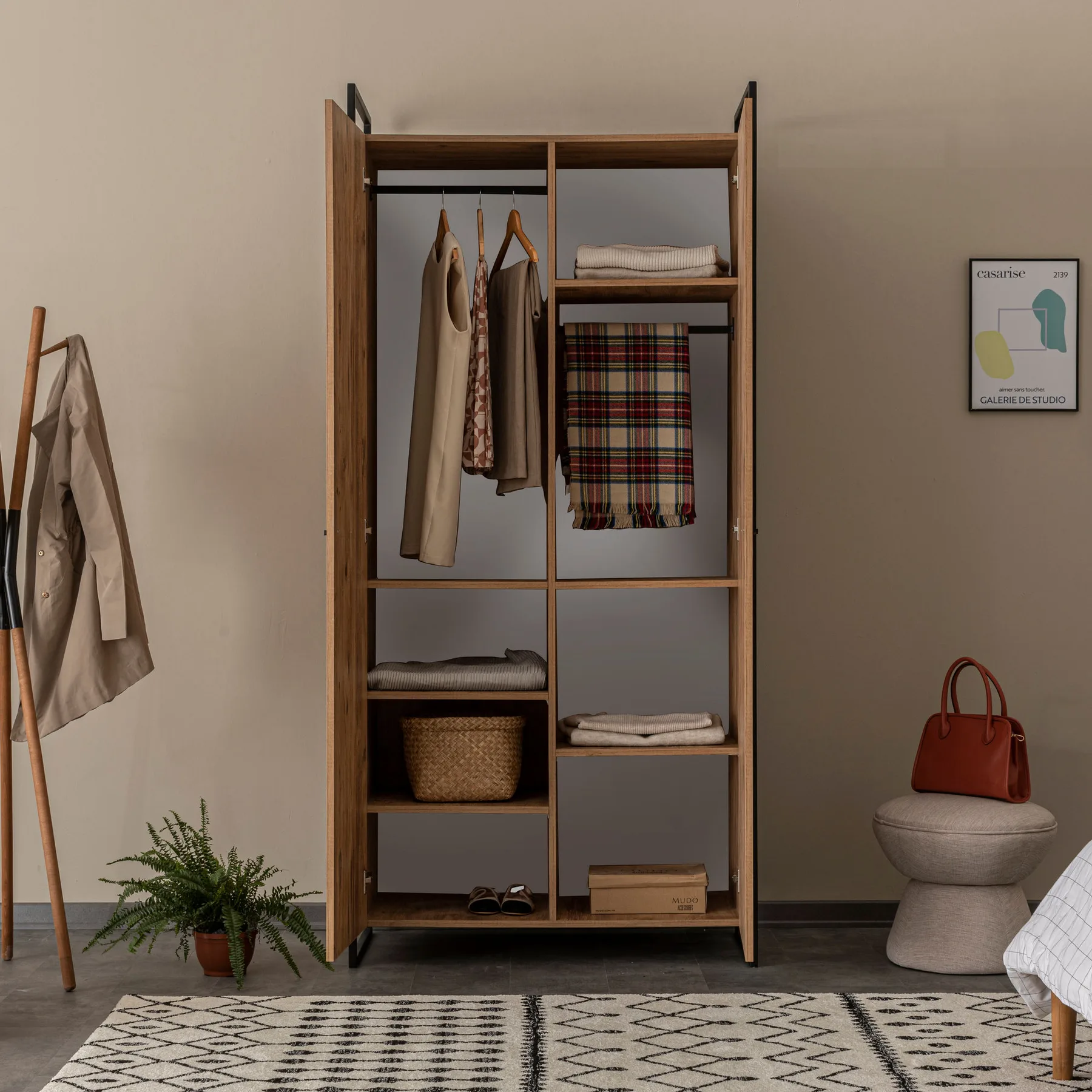 Šatní skříň DYNAMIC ASIRGROUP (foto 548)