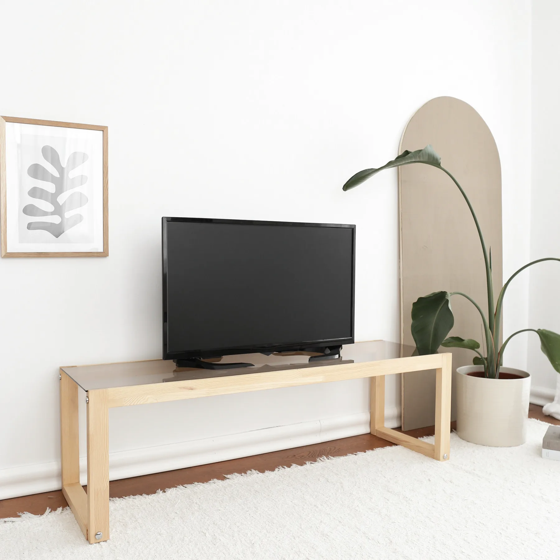 TV stolek VIA ASIRGROUP