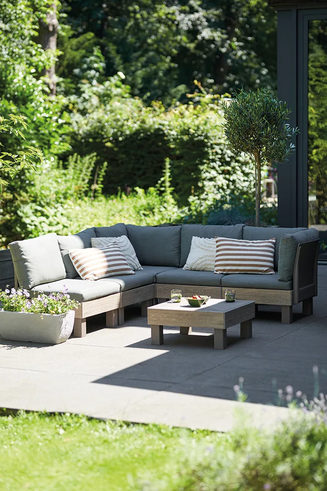 Zahradní stůl ELEMENTS SIGNATURE plastový walnut Rojaplast (foto 32)
